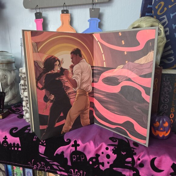 The Curse Of Saints by Kate Dramis Fairyloot Exclusive Special Edition - Picture 8 of 9